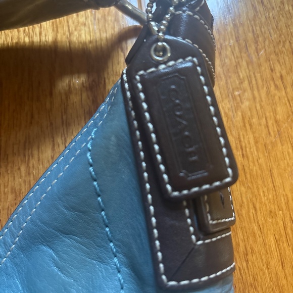 Coach blue and brown leather hobo bag - Picture 2 of 6